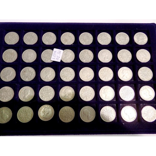 1129 - Coin tray with forty ERII florins. UK P&P Group 1 (£16+VAT for the first lot and £2+VAT for subseque... 