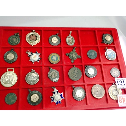 1161 - 24 various medal and sporting commemoratives in tray. UK P&P Group 1 (£16+VAT for the first lot and ... 