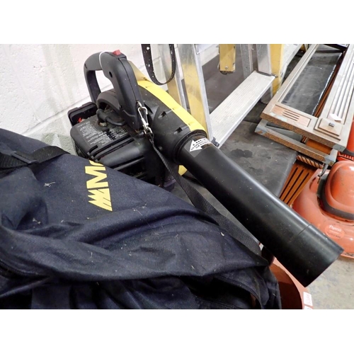 1739 - McCulloch 320B petrol leaf blower, with bag & instructions. Not available for in-house P&P