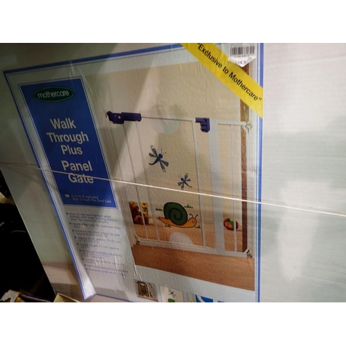 1808 - Boxed Mothercare Walk Through plus panel gate, baby gate. Not available for in-house P&P