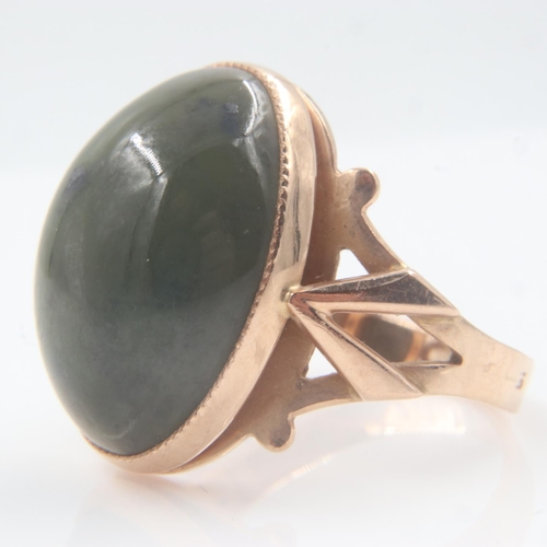 29 - 14ct rose gold and nephrite jade ring, size O, 7.0g. UK P&P Group 0 (£6+VAT for the first lot and £1... 