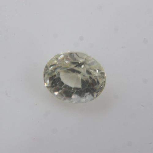 8 - Natural loose oval cut faint yellow sapphire, 1.18cts. UK P&P Group 0 (£6+VAT for the first lot and ... 