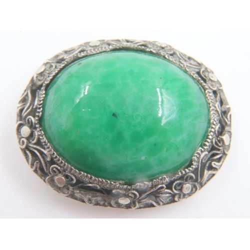 45 - 925 silver and green stone set brooch, L: 30 mm. UK P&P Group 0 (£6+VAT for the first lot and £1+VAT... 