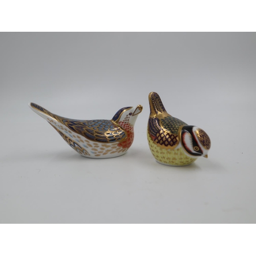 186 - Royal Crown Derby blue tit paperweight and a sparrow paperweight, gold stoppers. UK P&P Group 2 (£20... 