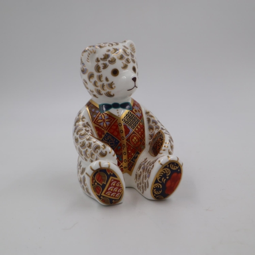 204 - Royal Crown Derby Teddy Bear paperweight with gold stopper, H: 12 cm. UK P&P Group 1 (£16+VAT for th... 