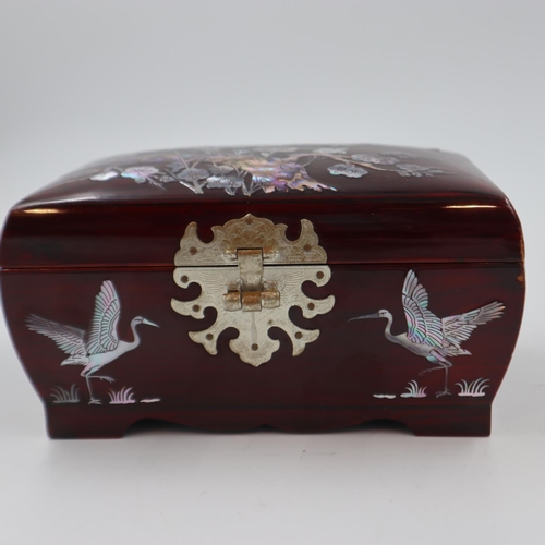 296 - Oriental mother of pearl box with fish clasp, 15 x 14 x 10 cm. UK P&P Group 2 (£20+VAT for the first... 