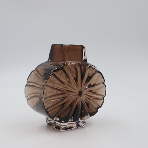 305 - Whitefriars, Geoffrey Baxter, late 1960's 'Sunburst' vase in Cinnamon, pattern number 9676, H: 14.5c... 