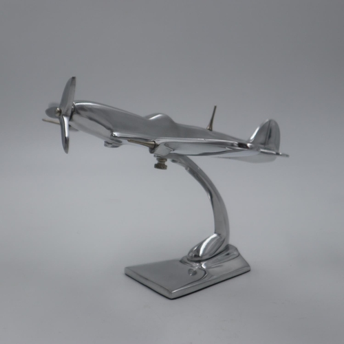 313 - Chrome Spitfire on stand, wingspan: 25 cm. UK P&P Group 2 (£20+VAT for the first lot and £4+VAT for ... 