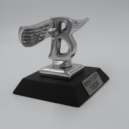 322 - Chrome Bentley B on base, 1962, wingspan: 25 cm. UK P&P Group 2 (£20+VAT for the first lot and £4+VA... 