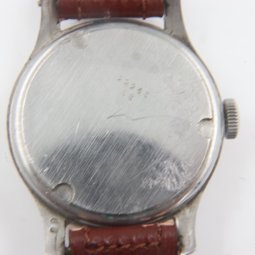 80 - Longines gents 1940's mechanical wristwatch, steel case with Arabic numerals, working at lotting up.... 