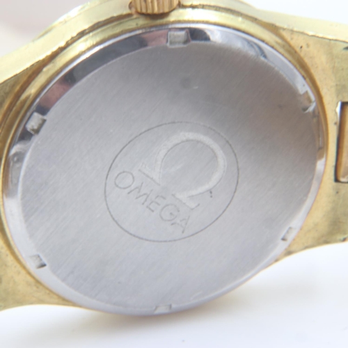 88 - OMEGA: Geneve gents automatic wristwatch, baton chapters with date aperture, gold plated on a gold p... 