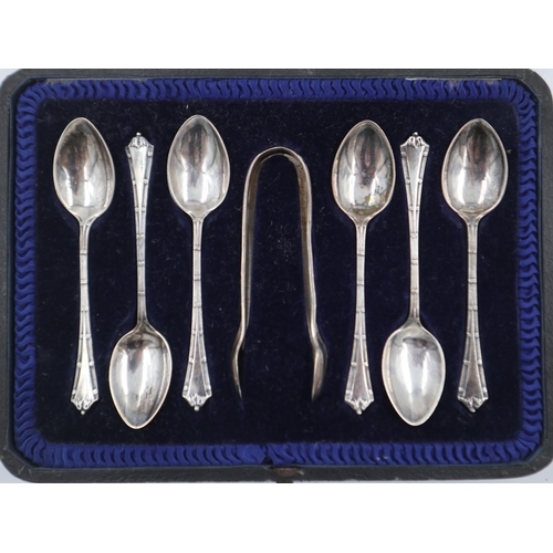 146 - Boxed hallmarked silver teaspoons with sugar tongs, Sheffield assay, combined 85g. UK P&P Group 1 (£... 