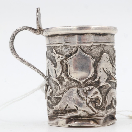 132D - 19th century Raj period Indian silver tankard, the body having designs of sprinting indigenous anima... 