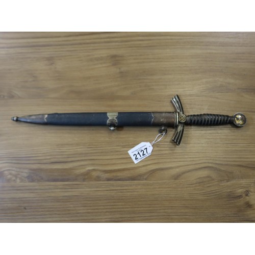 2127 - Third Reich Luftwaffe first pattern officers dress dagger with metal-mounted leather scabbard, the c... 