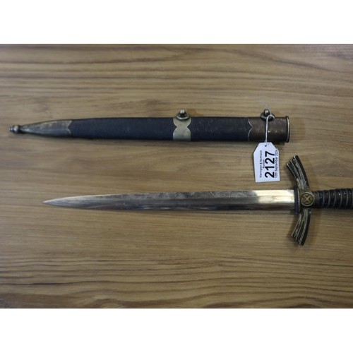 2127 - Third Reich Luftwaffe first pattern officers dress dagger with metal-mounted leather scabbard, the c... 