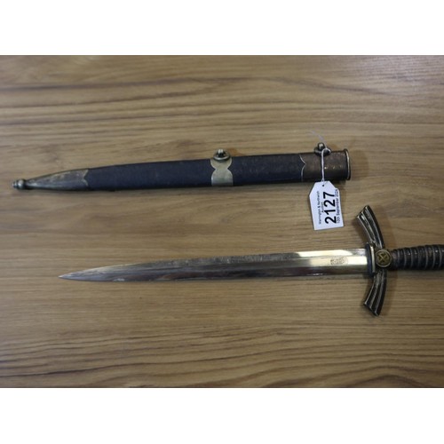 2127 - Third Reich Luftwaffe first pattern officers dress dagger with metal-mounted leather scabbard, the c... 