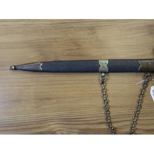 2129 - Third Reich Luftwaffe first pattern officers dress dagger with metal-mounted leather scabbard and ch... 