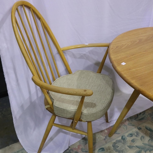 2106 - Ercol blonde elm Quaker dining suite comprising a circular drop leaf table (D: 114 cm, H: 72 cm), an... 