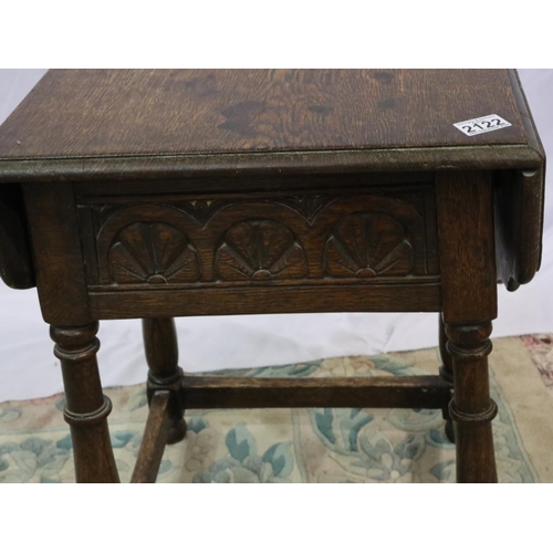 2122 - An oak single drawer drop-leaf lamp table in the Old Charm style, 87 x 38 x 62 cm H. Not available f... 