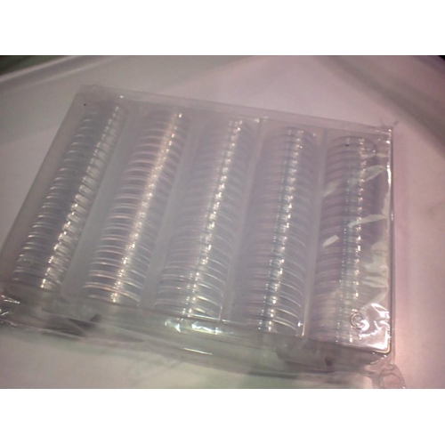 1061 - 100 factory sealed coin capsules in holder box. UK P&P Group 1 (£16+VAT for the first lot and £2+VAT... 