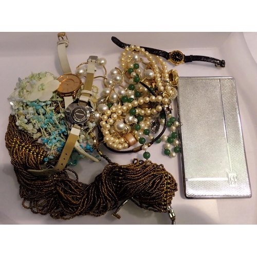 1072 - Collection of costume jewellery and a cigarette case. UK P&P Group 1 (£16+VAT for the first lot and ... 