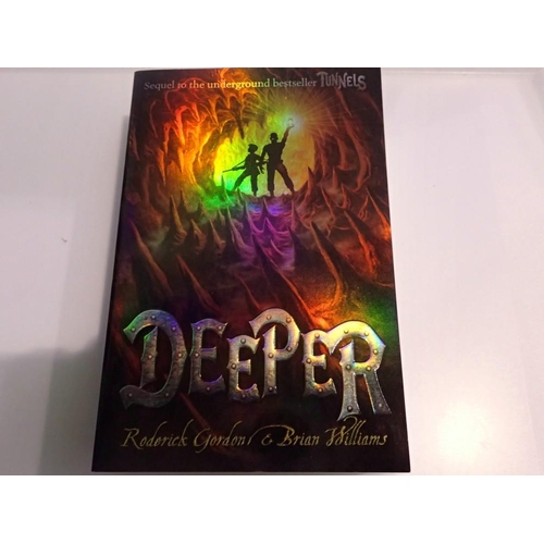 1083 - First Edition Deeper by Roderick Gordon & Brian Williams, with illustration. UK P&P Group 1 (£16+VAT... 