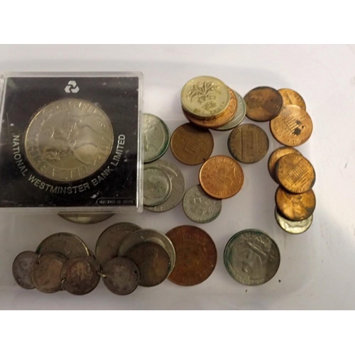 1093 - Quantity of American and UK coins. UK P&P Group 1 (£16+VAT for the first lot and £2+VAT for subseque... 