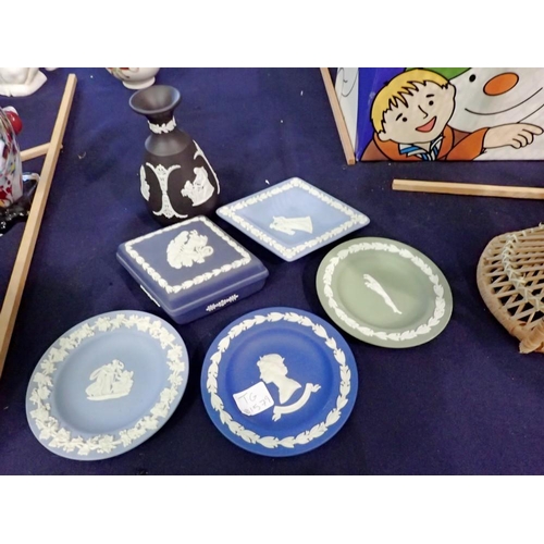 Lot 1275      