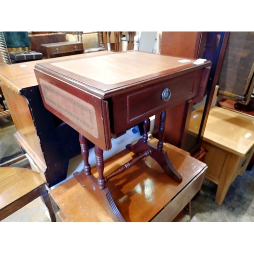 1618 - Small upholstered mahogany dropleaf table, 48 x 54cm H. Not available for in-house P&P