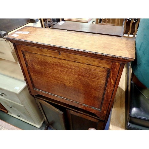 1686 - Slim Edwardian oak bureau, 66 x 112cm H. Not available for in-house P&P