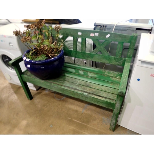 1741 - Green wooden garden bench, 120 x 90 cm 
H. Not available for in-house P&P