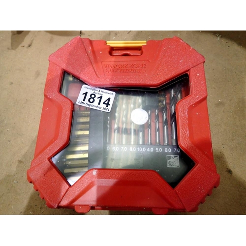 1814 - Workzone Titanium Plus cased drill and a screw bit set. Not available for in-house P&P