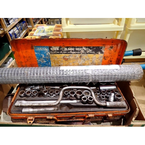 1827 - Draper socket sets, tool belt and a pipe bender. Not available for in-house P&P