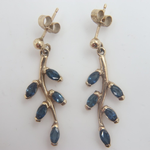 100 - Pair of 9ct gold sapphire set drop earrings, H: 35 mm, 3.3g. UK P&P Group 0 (£6+VAT for the first lo... 