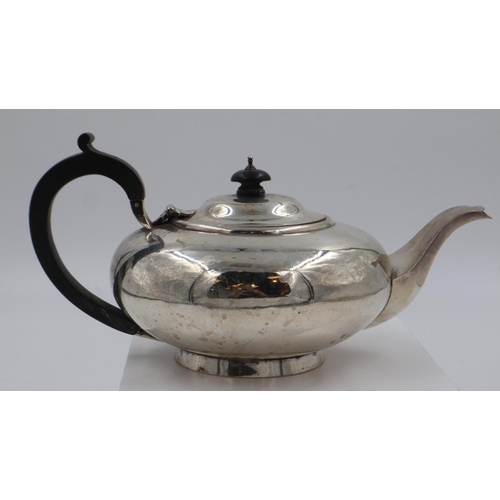 131 - Hallmarked silver teapot by C S Harris & Sons, London assay 1865, 545g. UK P&P Group 1 (£16+VAT for ... 