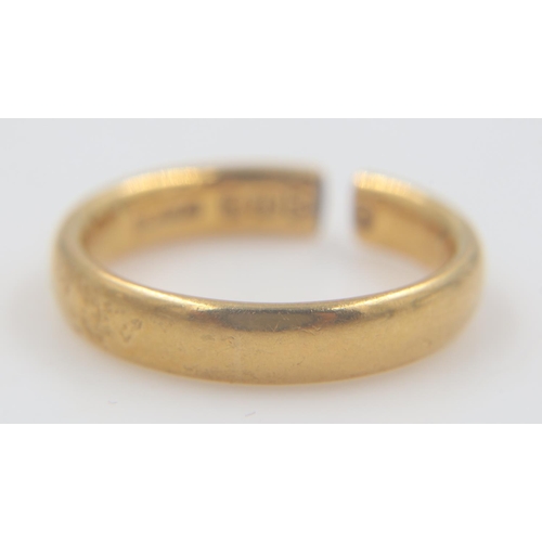 14 - 22ct gold wedding band with Chester hallmark (cut), 6.5g. UK P&P Group 0 (£6+VAT for the first lot a... 