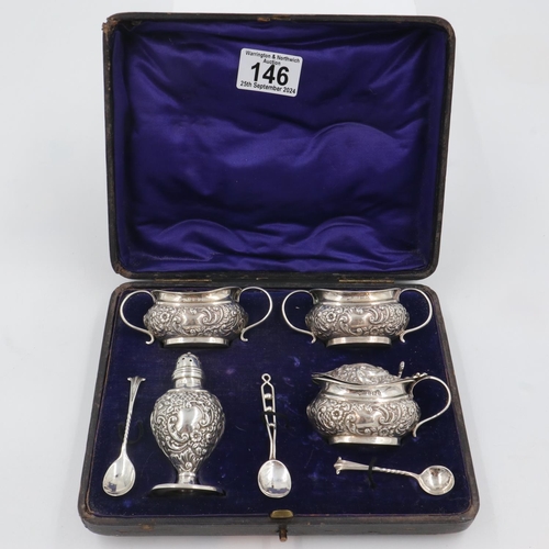 146 - Boxed silver cruet, Birmingham assay. UK P&P Group 1 (£16+VAT for the first lot and £2+VAT for subse... 