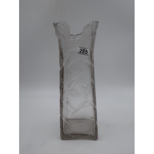 285 - An early 20th Century Moser clear crystal glass Art Nouveau vase, circa 1900-1910, of square sleeve ... 