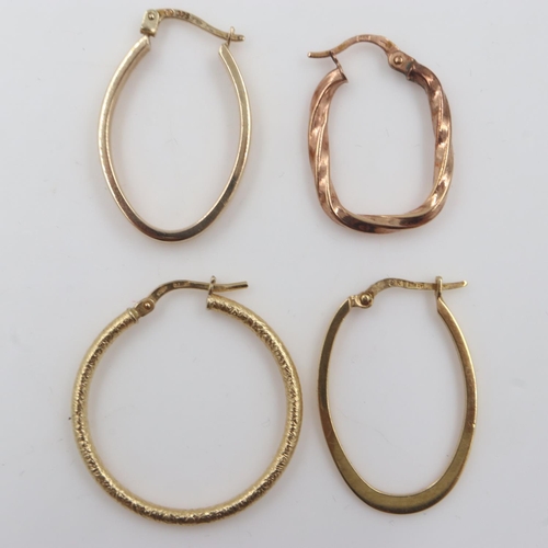 68 - Four odd 9ct gold earrings, combined 3.5g. UK P&P Group 0 (£6+VAT for the first lot and £1+VAT for s... 