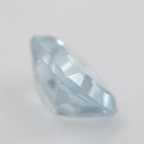 74 - 2.69cts natural emerald cut loose aquamarine. UK P&P Group 0 (£6+VAT for the first lot and £1+VAT fo... 