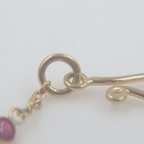 90 - 18ct gold ruby set bracelet, 1.9g. UK P&P Group 0 (£6+VAT for the first lot and £1+VAT for subsequen... 