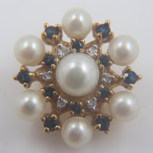 93 - 18ct gold pearl, sapphire and diamond pendant, D: 16 mm, 4.0g. UK P&P Group 0 (£6+VAT for the first ... 