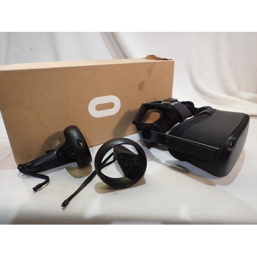 2041 - Oculus Ques VR glasses 3D virtual reality glasses, 64GB, VR headset, very good condition and working... 