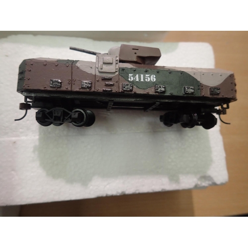 2045 - Bachmann/Hawthorne Village/Bradford Exchange WWII armoured train set, H.O scale comprising loco and ... 