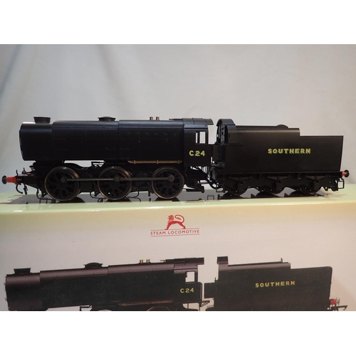 2067 - OO scale Hornby R3225, class Q1, Southern Railway black, C24, excellent condition, detail fitted, st... 