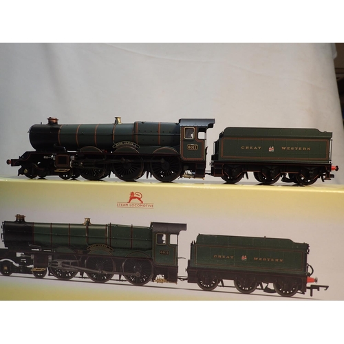 2068 - OO scale Hornby R3331, King class, King James I, GWR green, 6011, very good to excellent condition, ... 