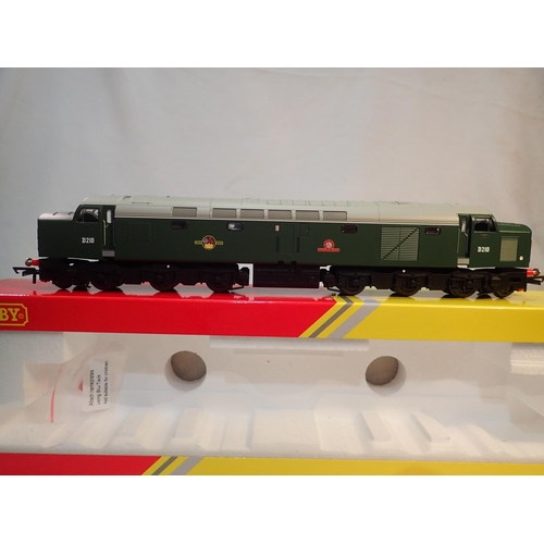 2069 - OO scale Hornby R30192, class 40 diesel, D210, Empress of Britain, green, late crest, excellent cond... 