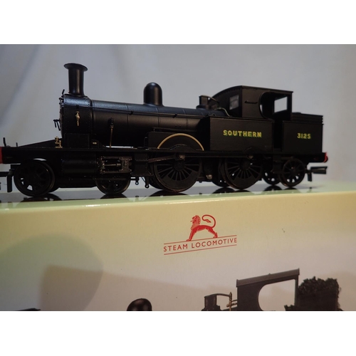 2073 - OO scale Hornby R3422, Adams Radial, Southern black, 3125, very good to excellent condition, missing... 