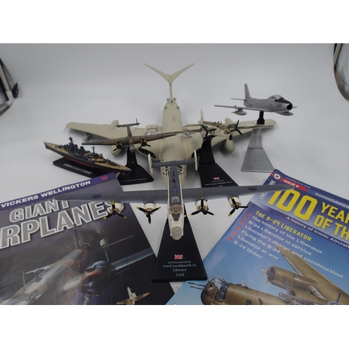 2082 - Six mixed scale/brand military diecast to include Giant Airplanes, Handley Page and Aviation Archive... 