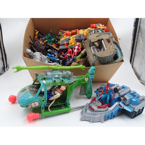 2109 - Mixed unboxed toys and vehicles to include TMNT, Power Rangers, Biker Mice From Mars, Star Wars and ... 